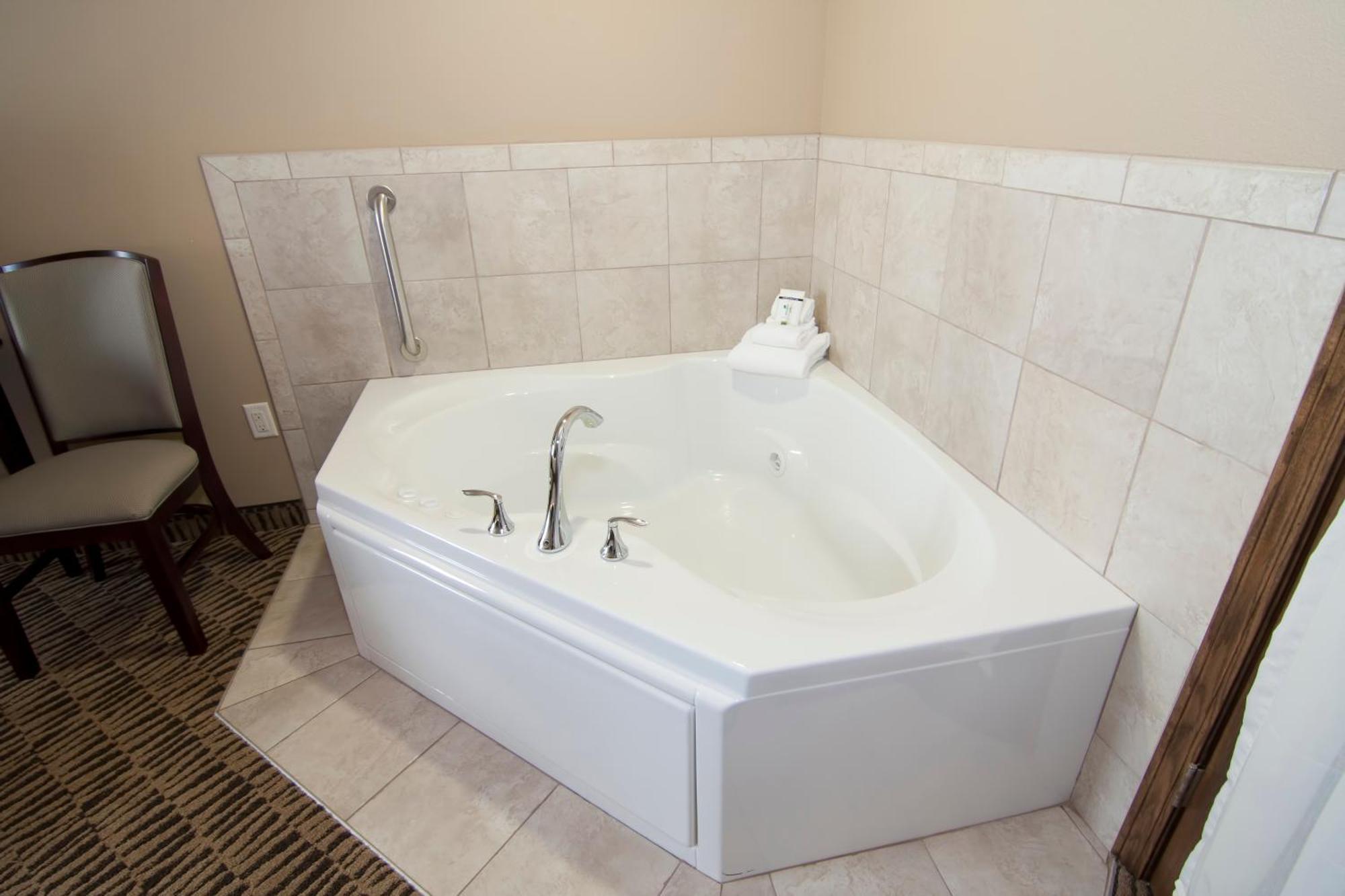 Hotel The Watford Watford City Exterior foto